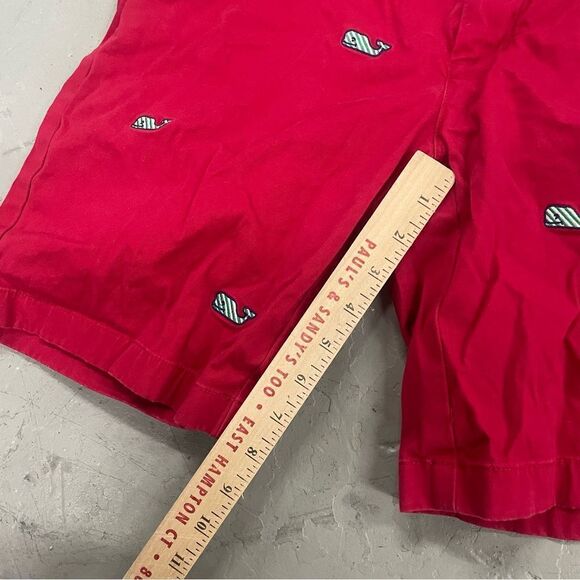 Vineyard Vines Men’s Red Whale Design Shorts Size 33 - Picture 5 of 5